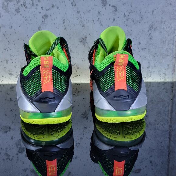 Nike LeBron 12 Low Remix 2015 Size 6.5Y (Women's 8) Green Black Neon Pink - Picture 5 of 5
